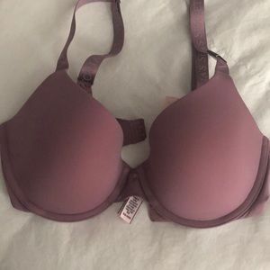 Victoria’s Secret T-Shirt Lightly Lined Demi Bra